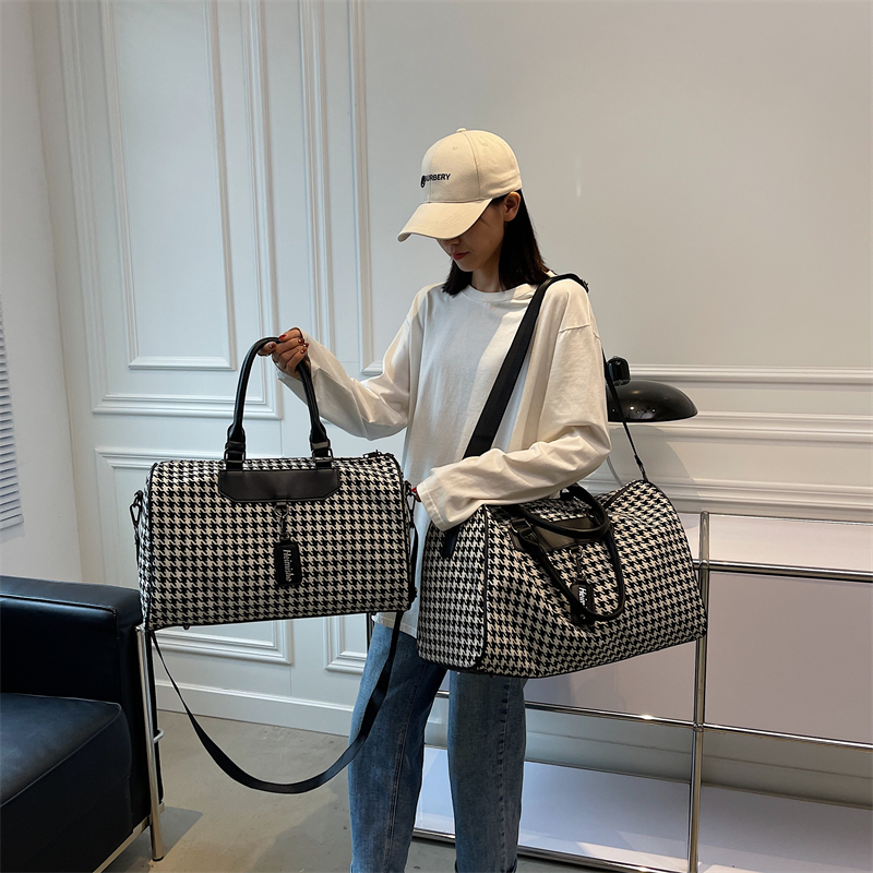 Home Gym Packages - Large Houndstooth Women's Travel Bag Organizer