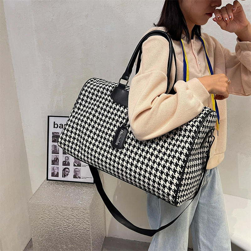 Large Houndstooth Women's Trav - огляд і ціна Home Gym Packages