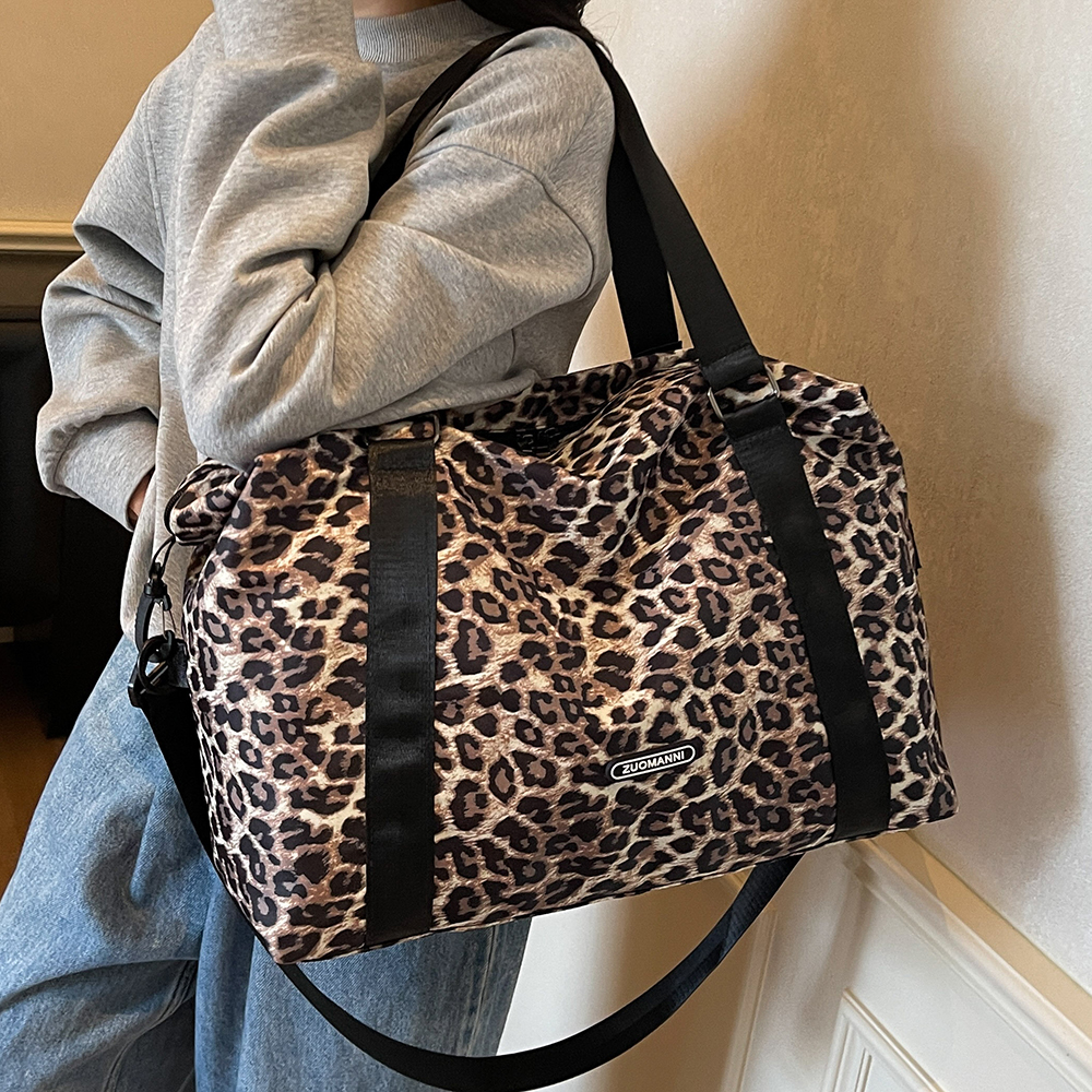 Leopard Printing Travel Duffel - огляд і ціна Home Gym Packages